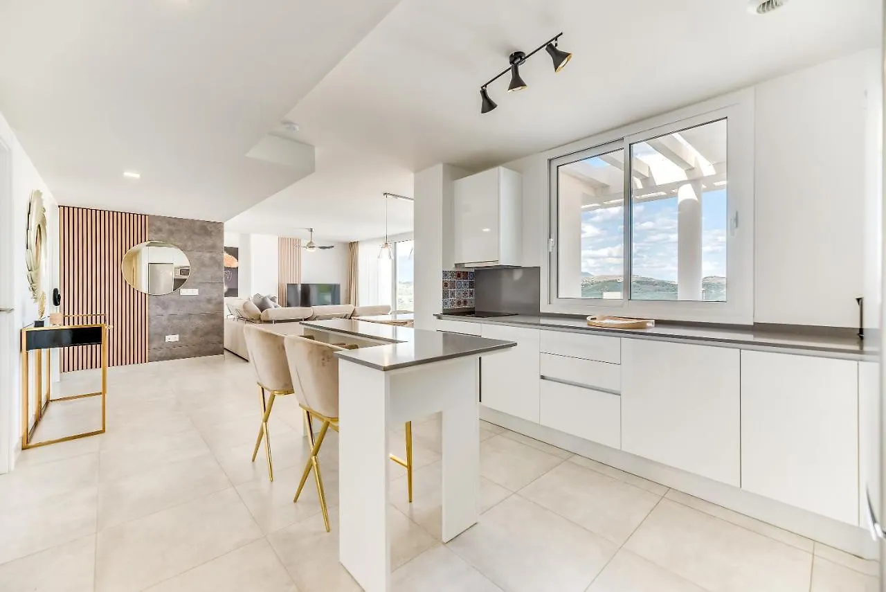 דירות לה קאלה דה מיחאס Penthouse With Private Pool