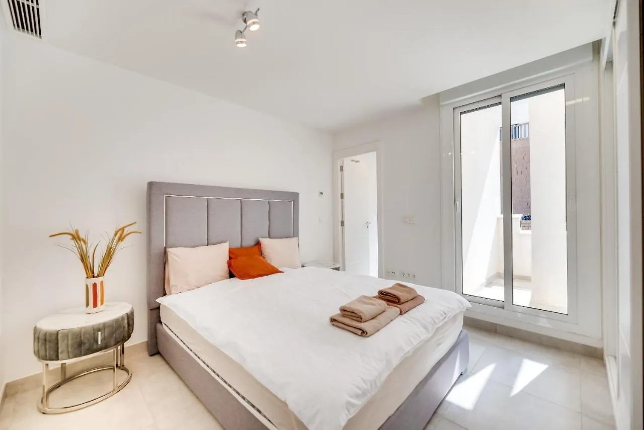 דירות לה קאלה דה מיחאס Penthouse With Private Pool 0*,  ספרד